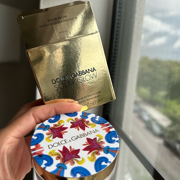 Dolce & Gabbana Other - Dolce & Gabbana Solar Glow Translucent loose setting powder.